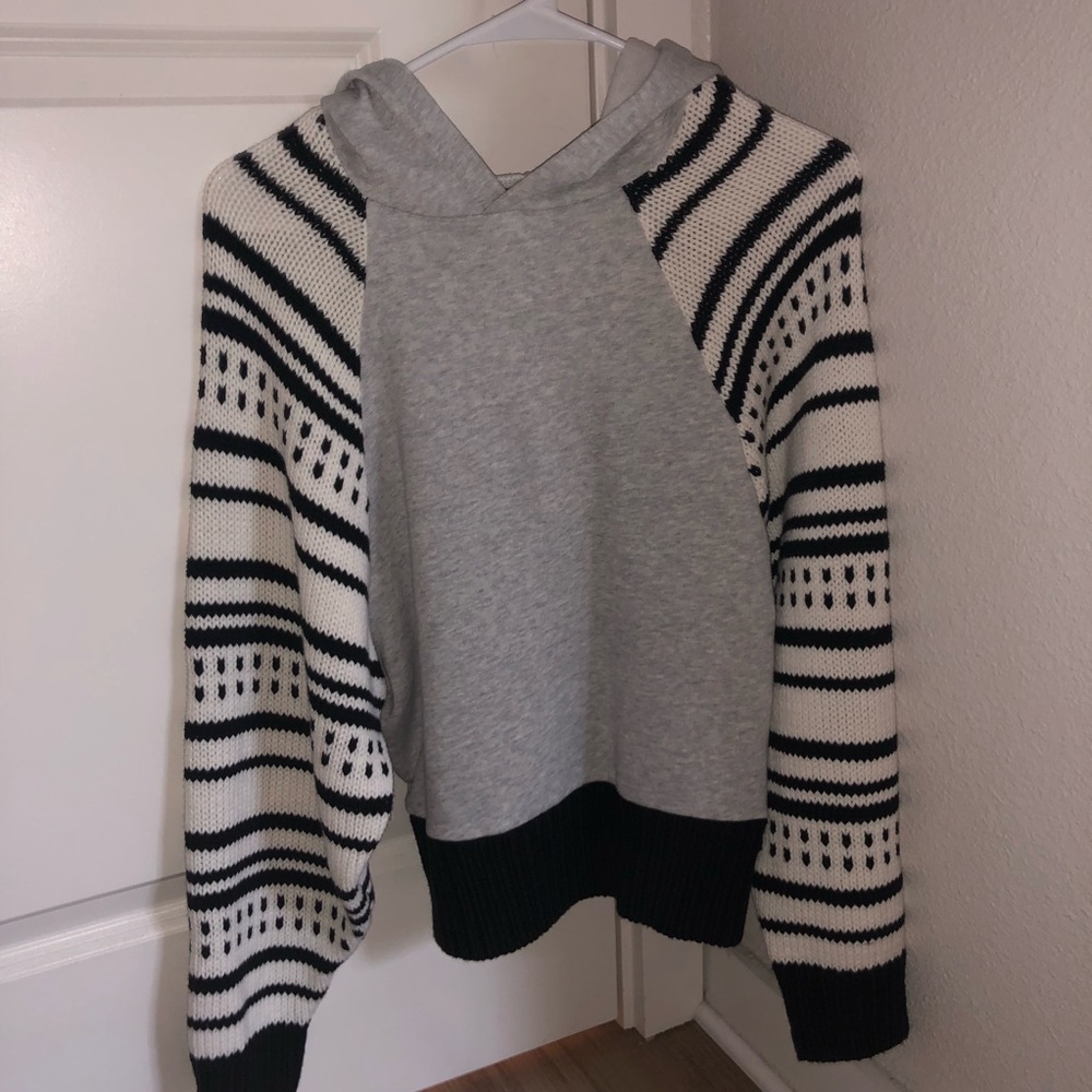 Urban outfitters hoodie